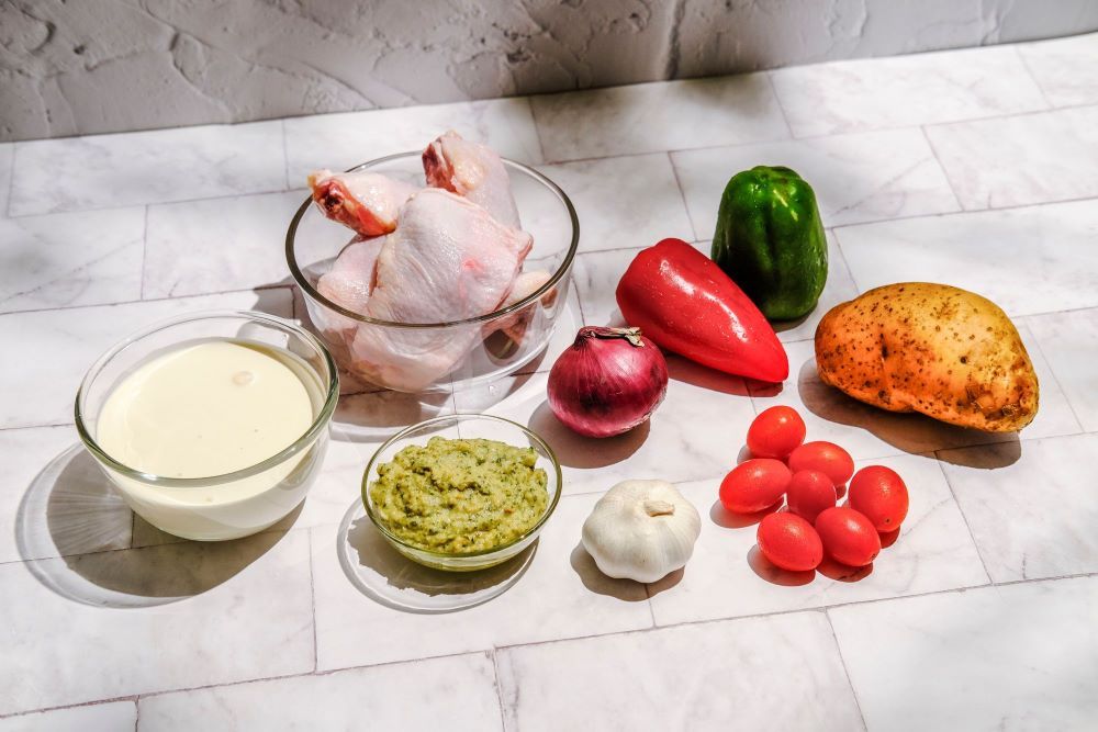 Ingredients for Thick & Creamy Chicken Pesto